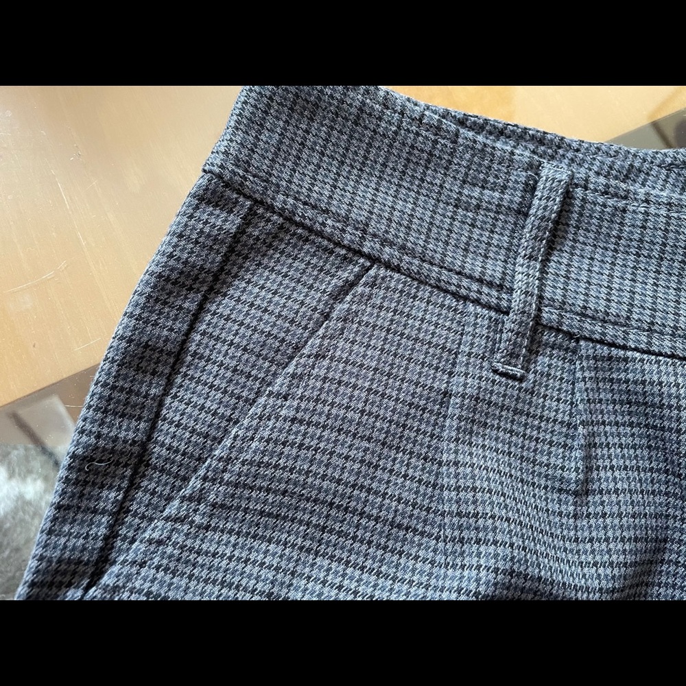 Shorts - Picture 4 of 4